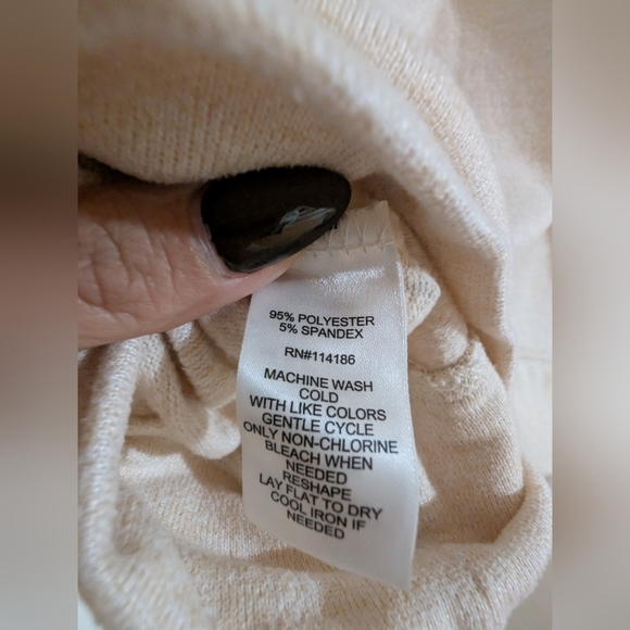 89th & Madison Cream Ruffle Sweatshirt - Picture 7 of 8